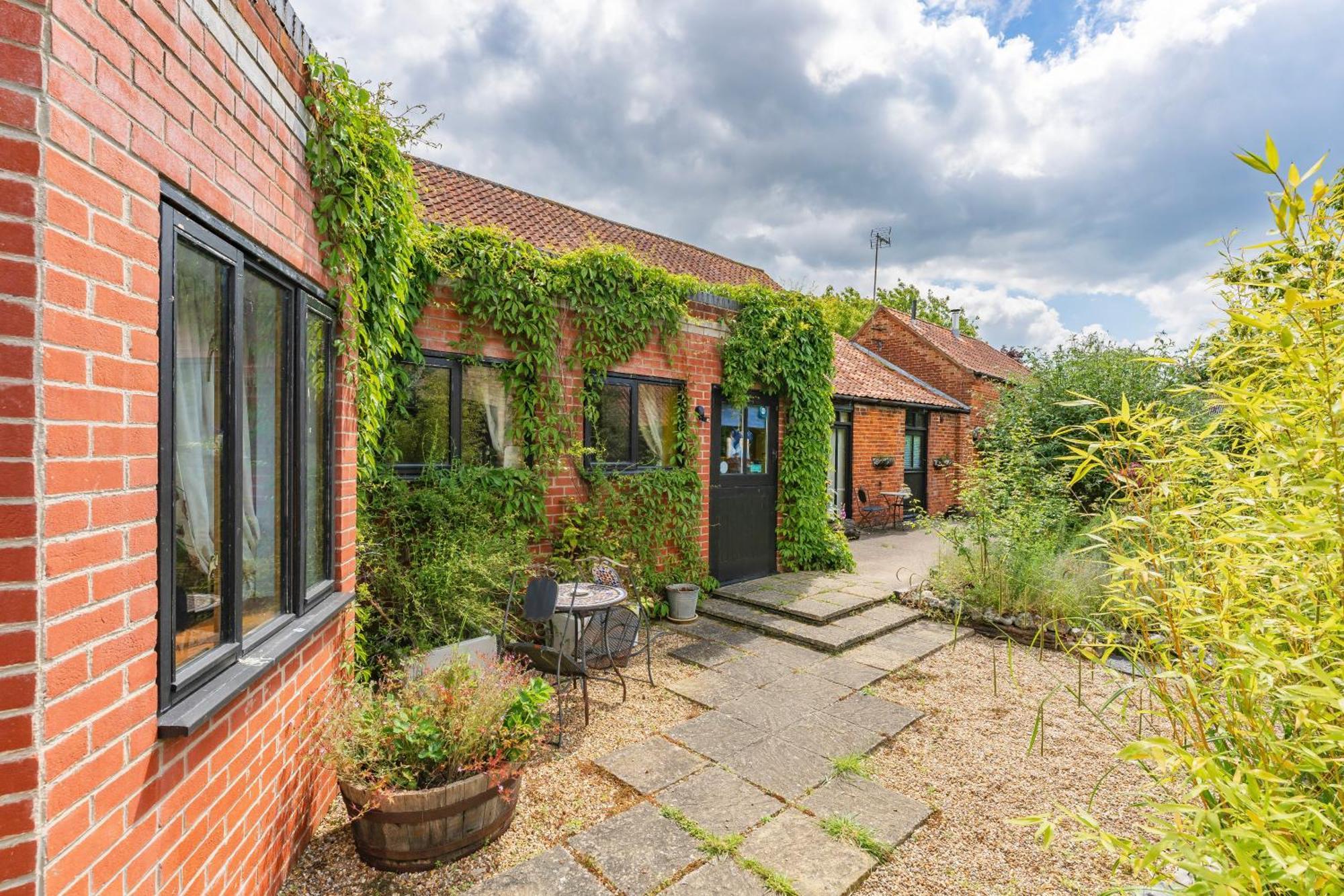 The Orangery - Bnb Suites Thurning  Екстериор снимка